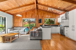 The Wee Bothy - Whangamata Holiday Home